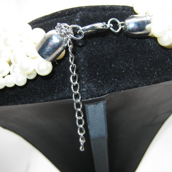 Multi Strand Chunky Pearl Choker w/18" Adjustable Clasp - Picture 5 of 5